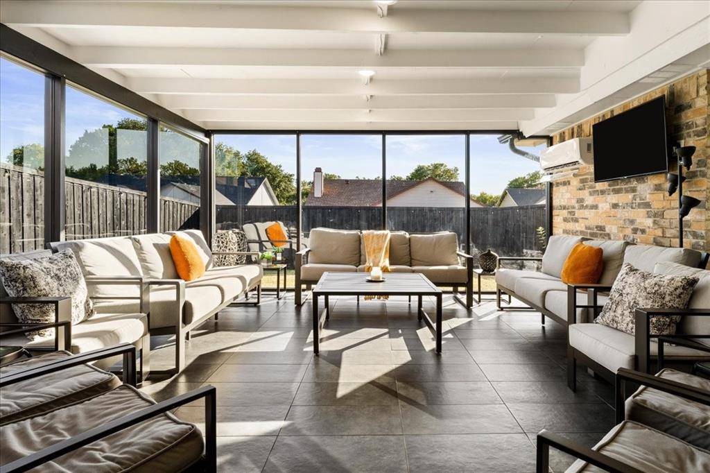 Plano, TX 75025,1208 Kesser Drive