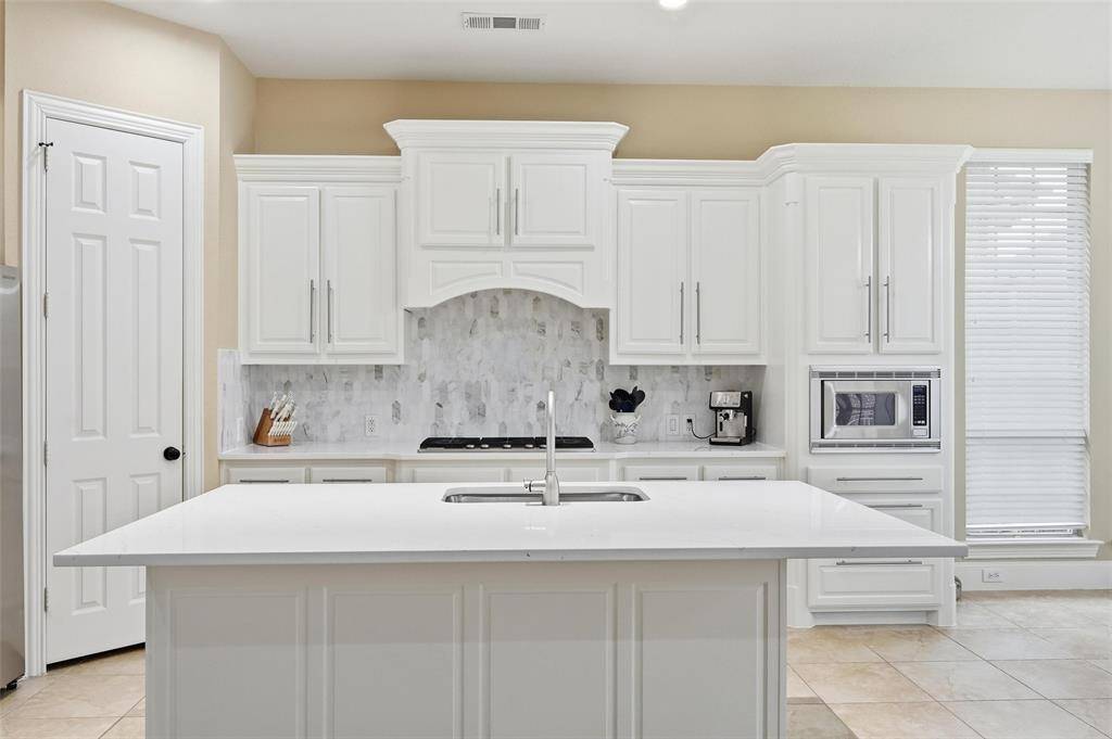 Frisco, TX 75035,14892 Ireland Lane