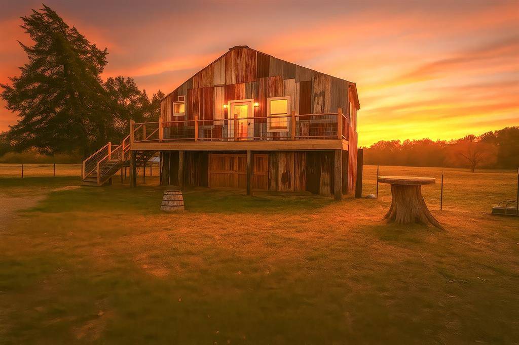 Gainesville, TX 76240,1696 County Road 222