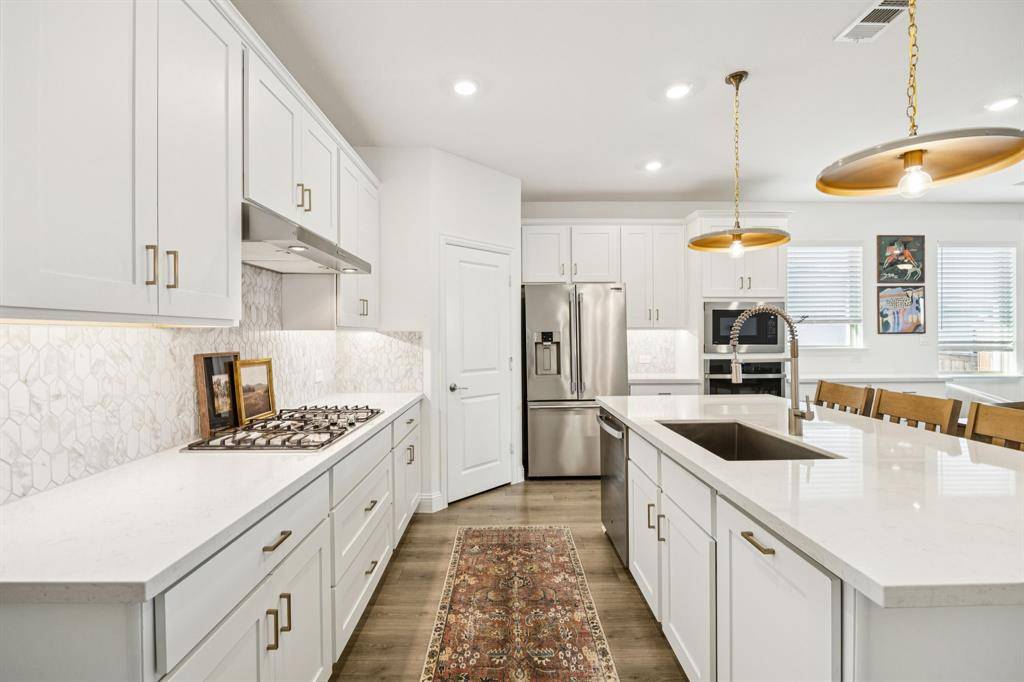 Melissa, TX 75454,208 Castle Rock Drive