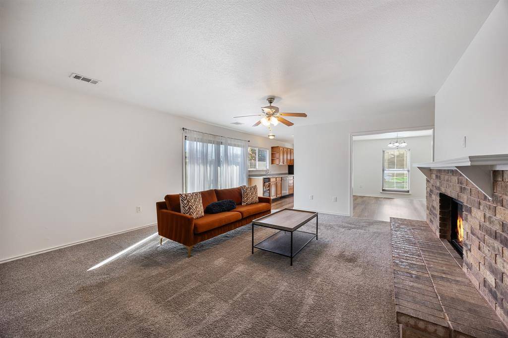 Rowlett, TX 75088,9201 Vagas Drive