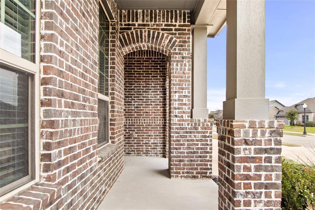 Waxahachie, TX 75165,335 Country Meadows Boulevard