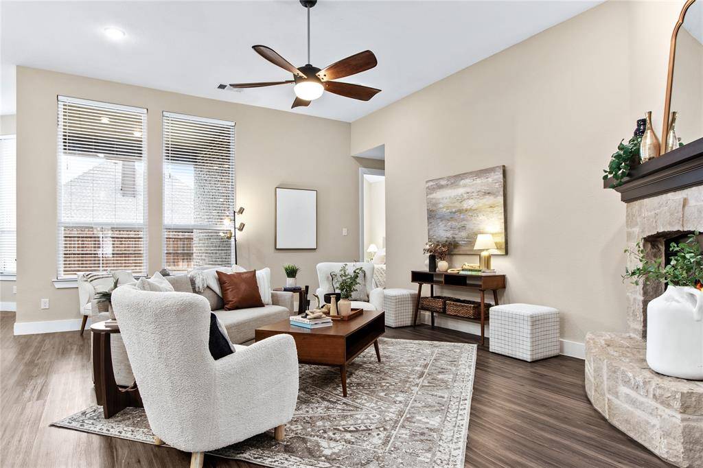 Waxahachie, TX 75165,335 Country Meadows Boulevard