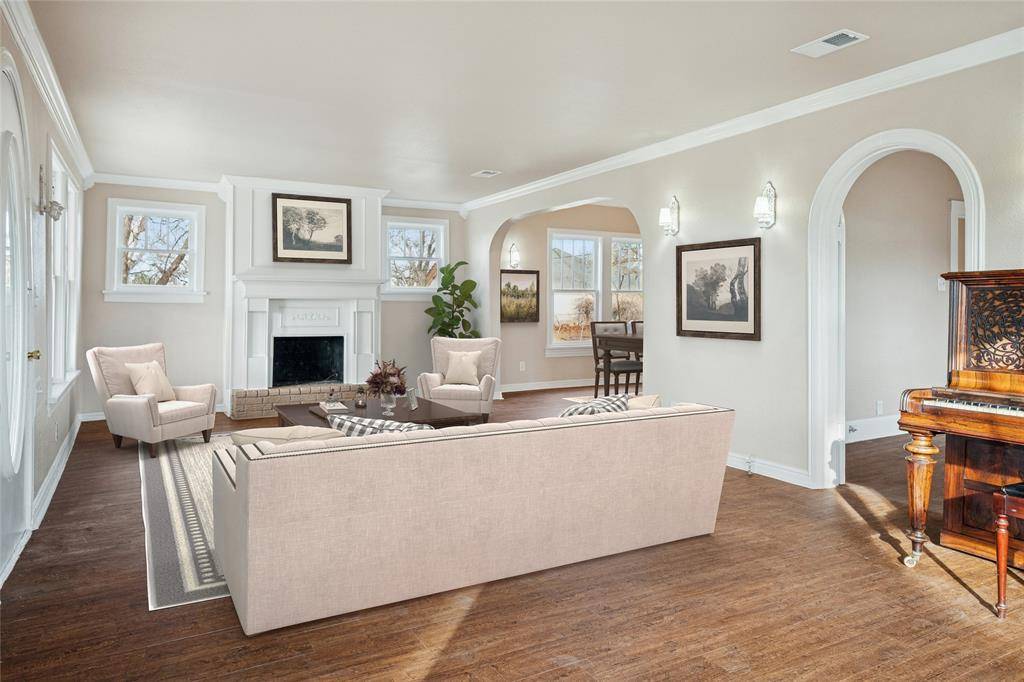 Weatherford, TX 76086,1705 E Bankhead Drive