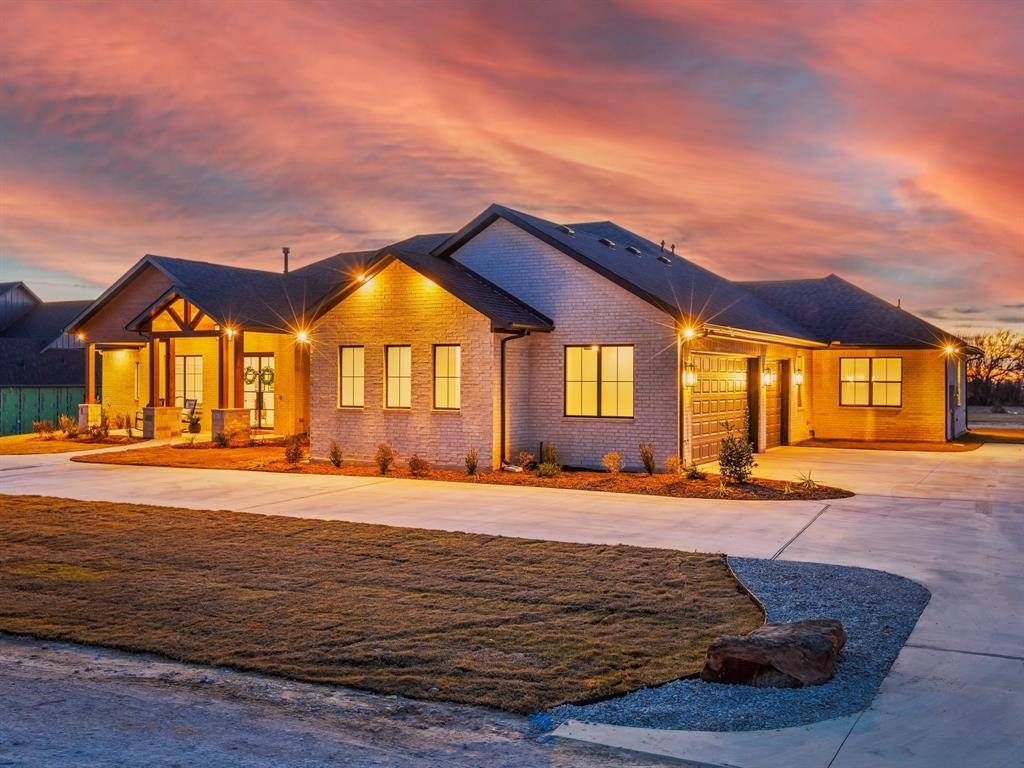 Gunter, TX 75058,1301 Hunt Road