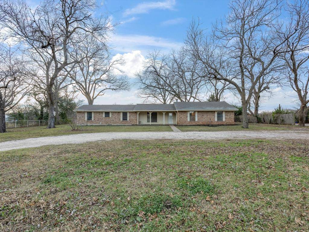 Italy, TX 76651,514 Dallas Street