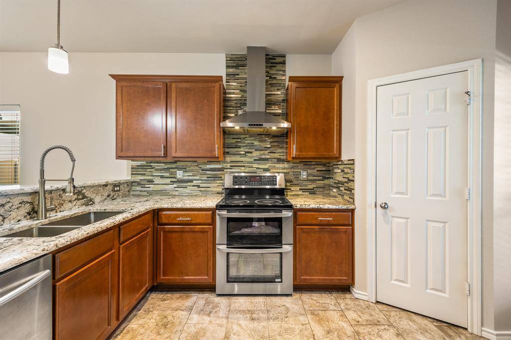 Fort Worth, TX 76179,10969 Colonial Heights Lane