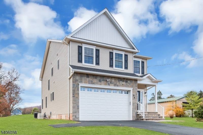 Readington Twp., NJ 08889,16 Central Ave