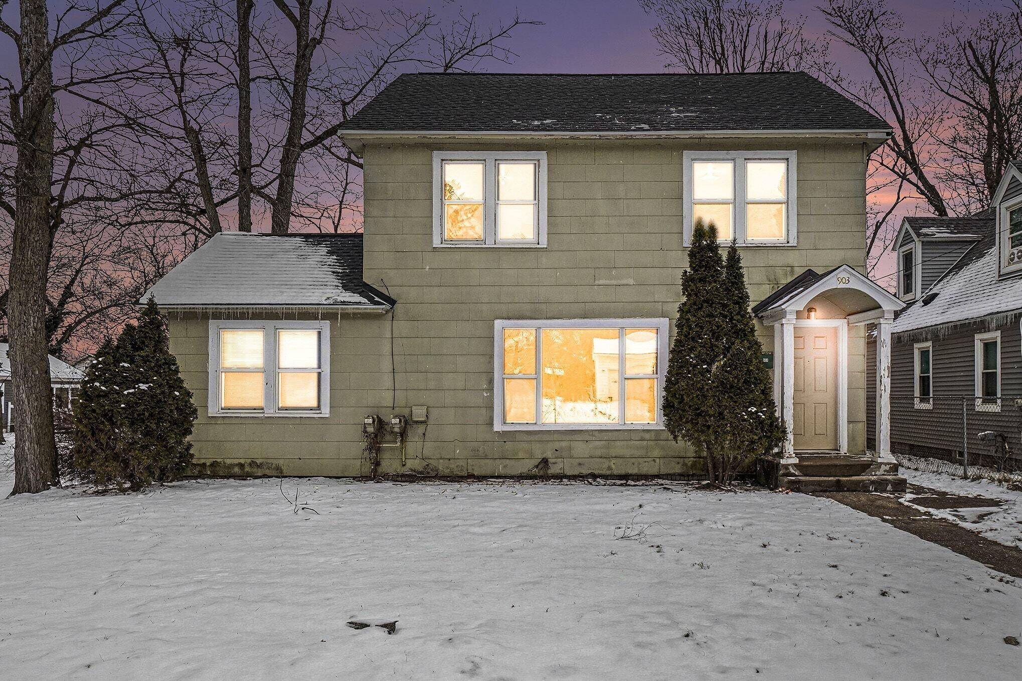 Kalamazoo, MI 49048,903 Southworth TER