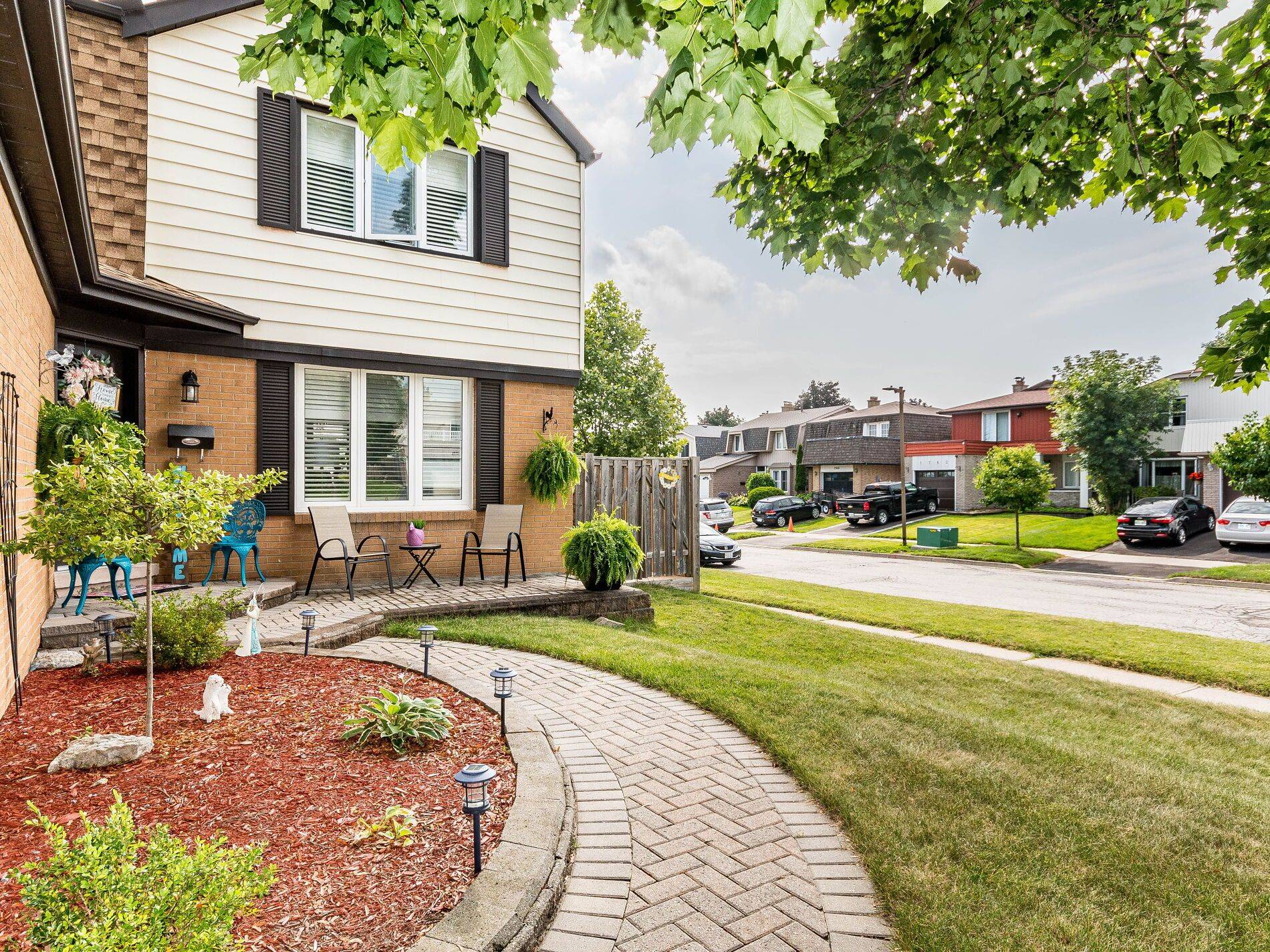1773 Meadowview AVE, Pickering, ON L1V 3G7