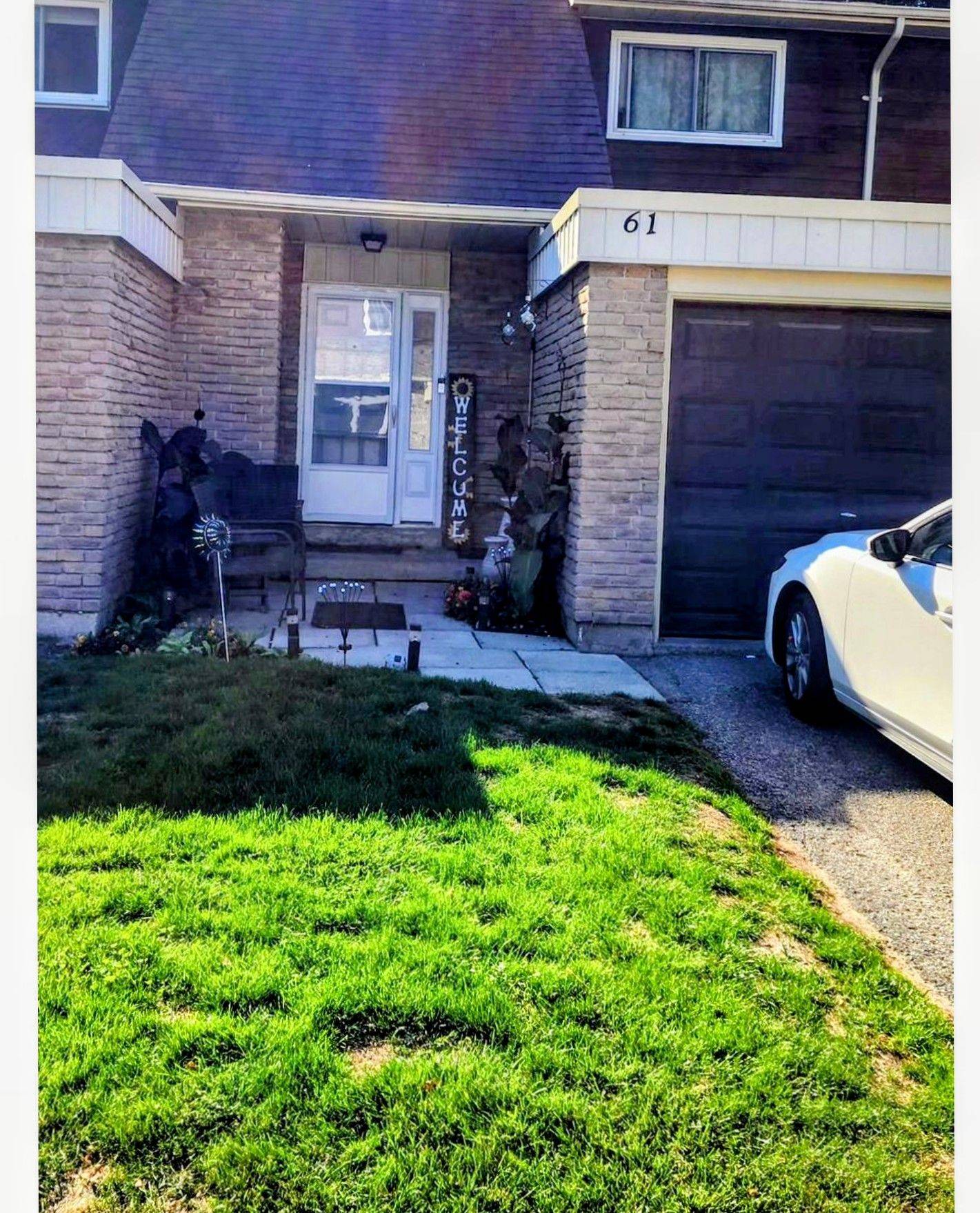 Toronto E09, ON M1E 4E4,341 Military TRL #61