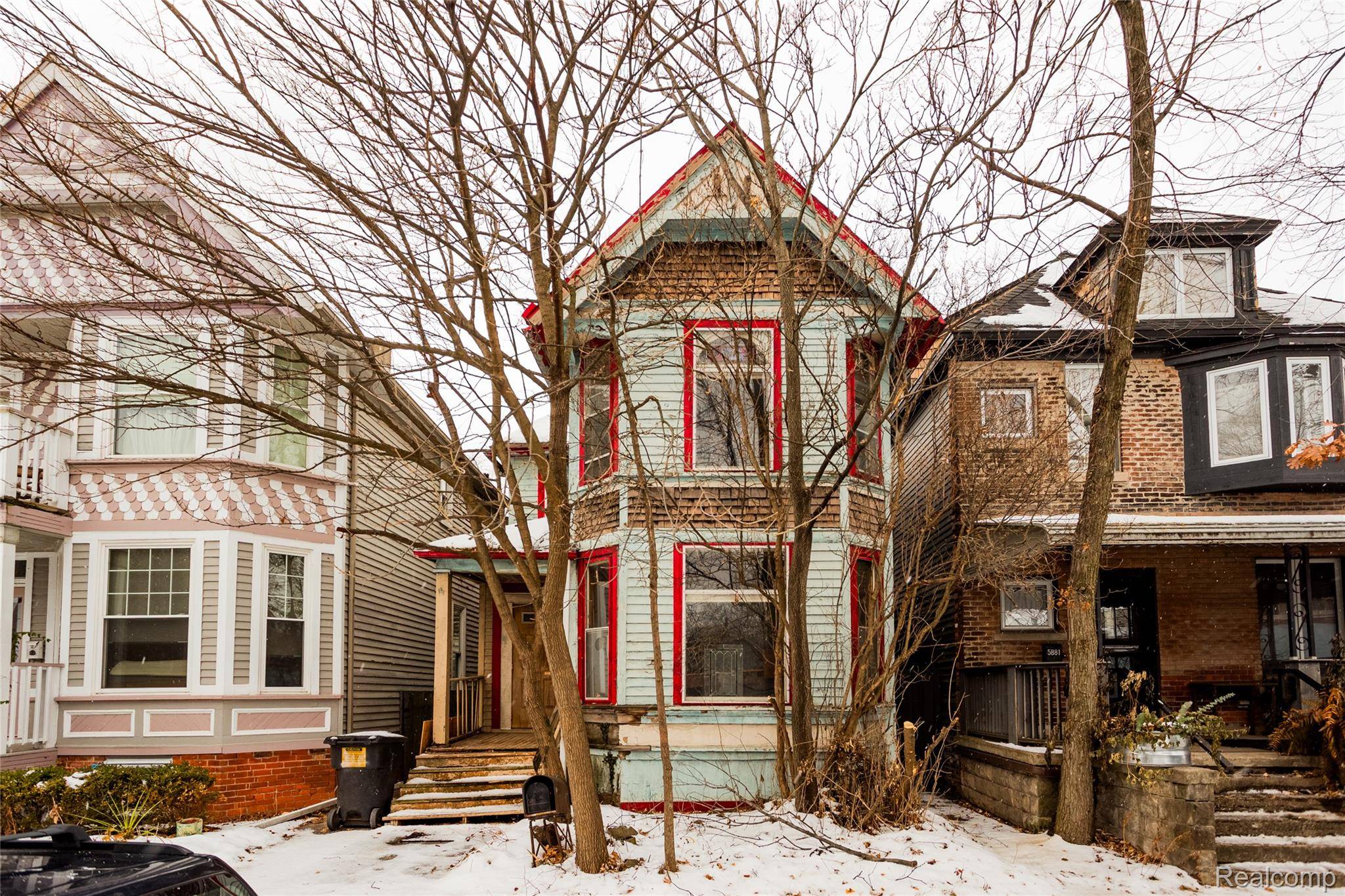 Detroit, MI 48202,5875 4th ST