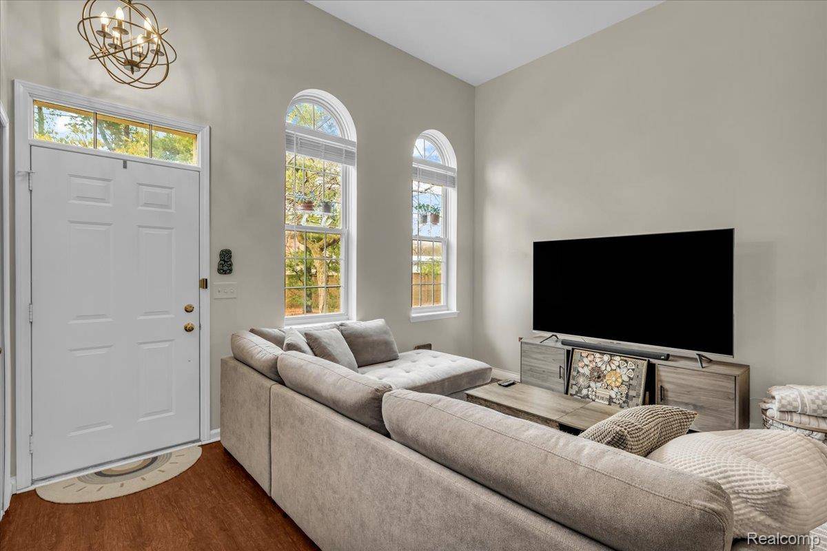 Northville, MI 48167,657 River Park Village BLVD