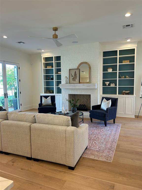 Shreveport, LA 71106,2121 Pecan Square Avenue