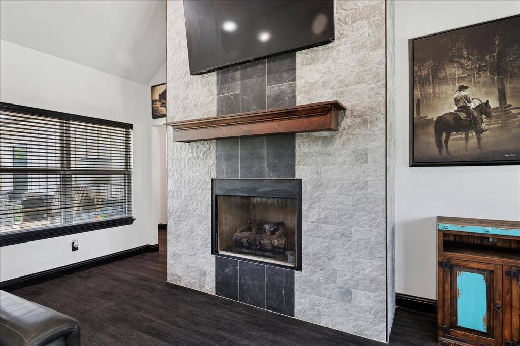 Bowie, TX 76230,403 Polk Road