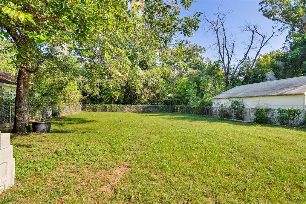 Denison, TX 75020,709 W Hanna Street