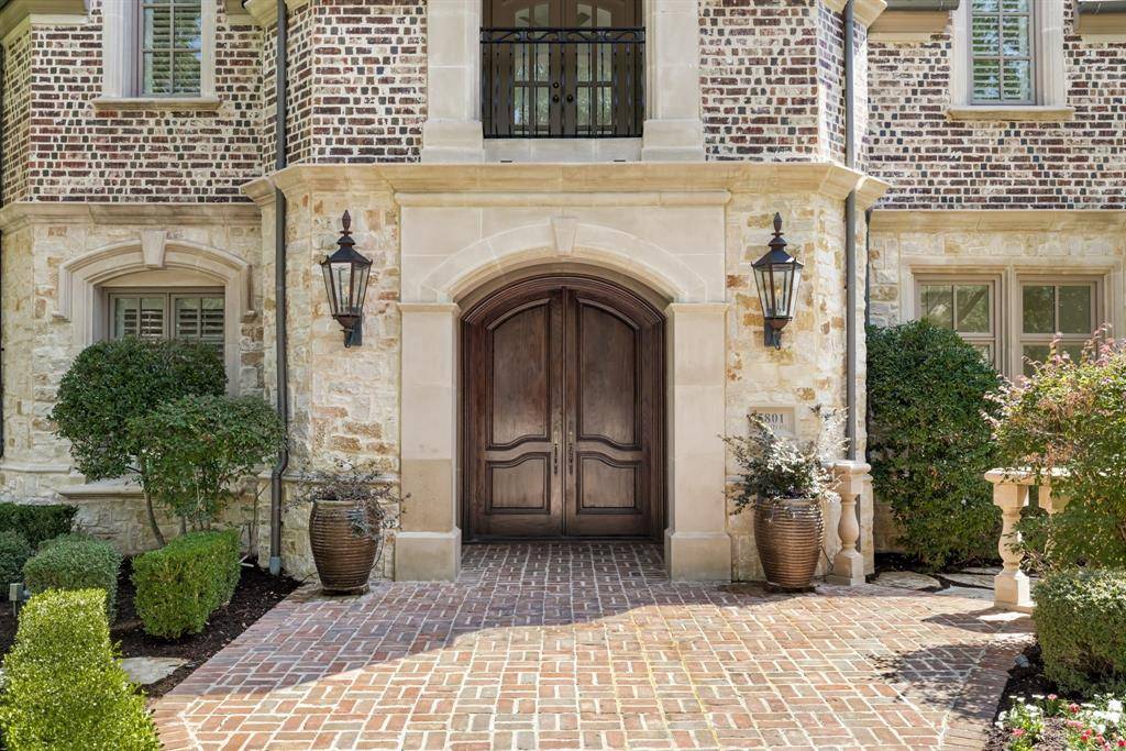 Frisco, TX 75034,5801 Versailles Avenue