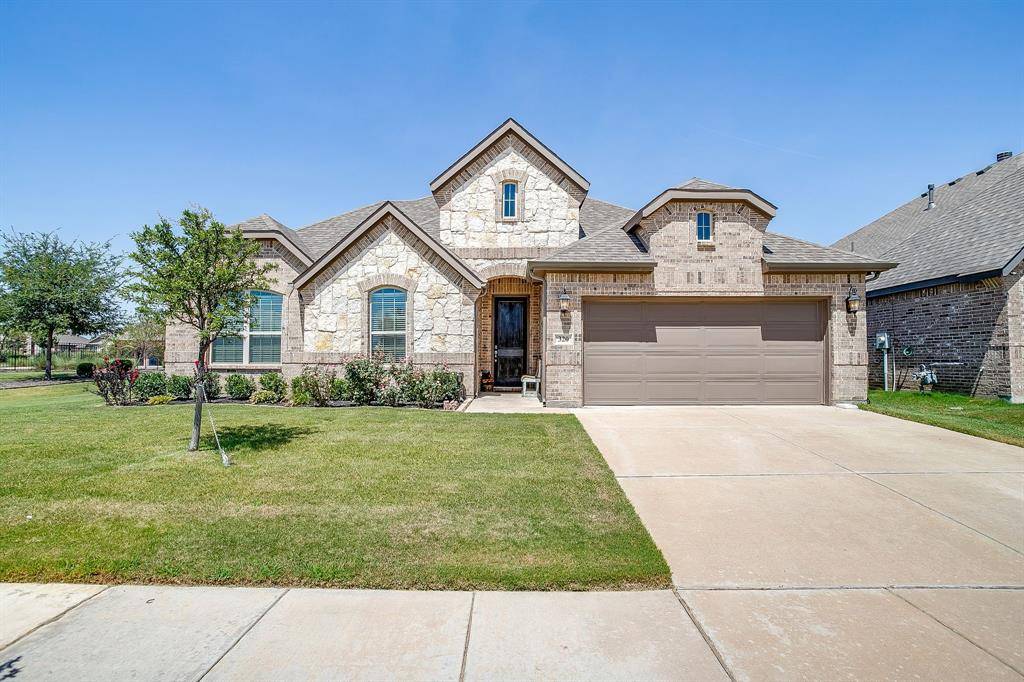 Burleson, TX 76028,320 Ben Thomas Street