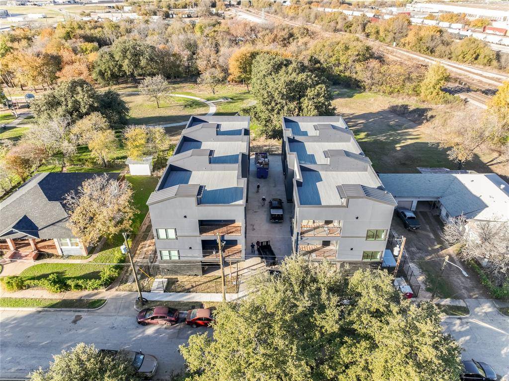 Fort Worth, TX 76102,1105 Poindexter Street #B1