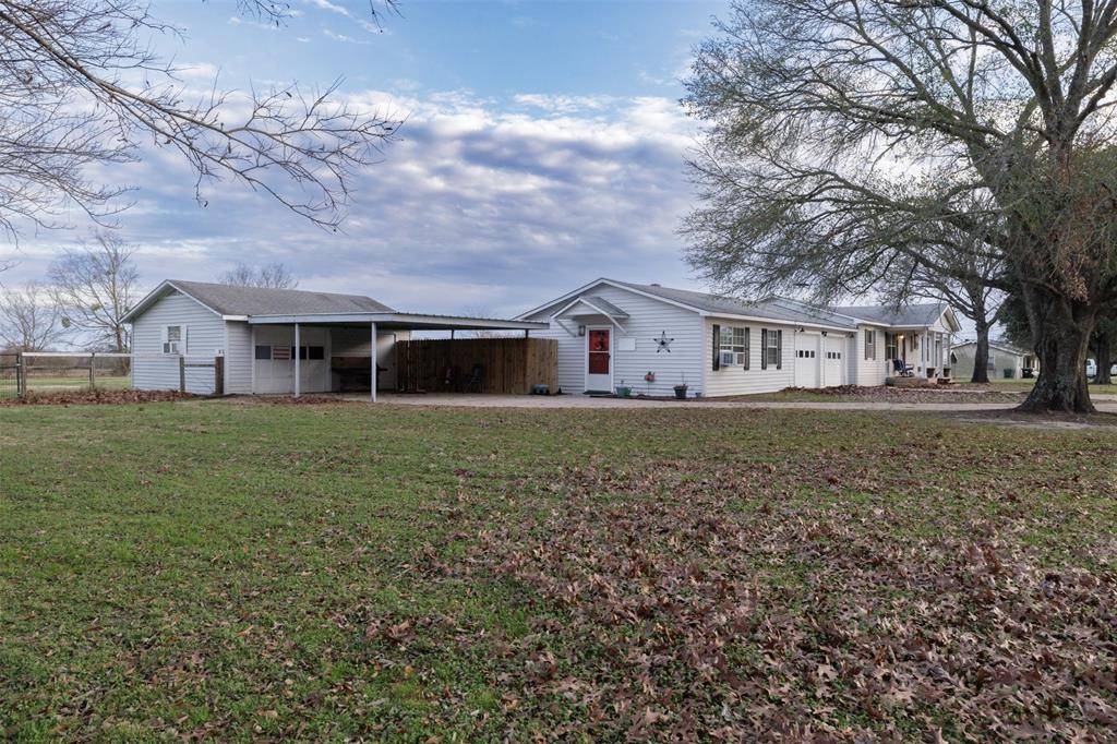 Quinlan, TX 75474,7253 County Road 2294