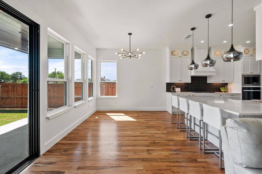 Red Oak, TX 75154,122 Yvonne Street