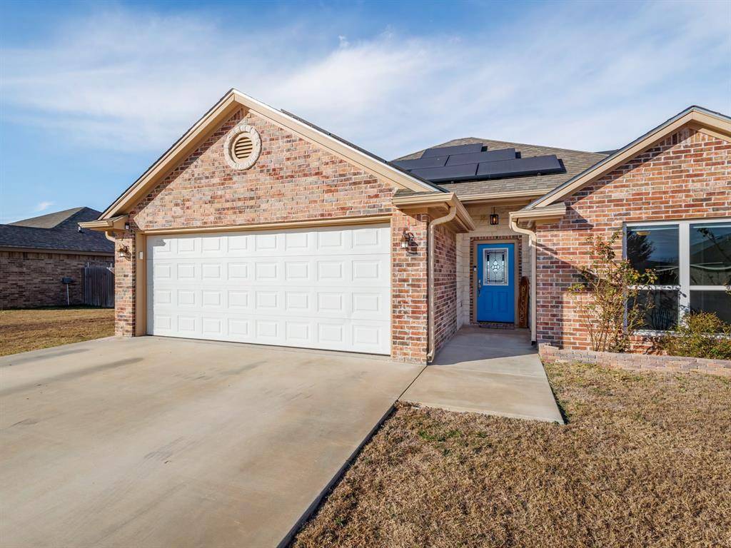 Early, TX 76802,202 W Hall Court