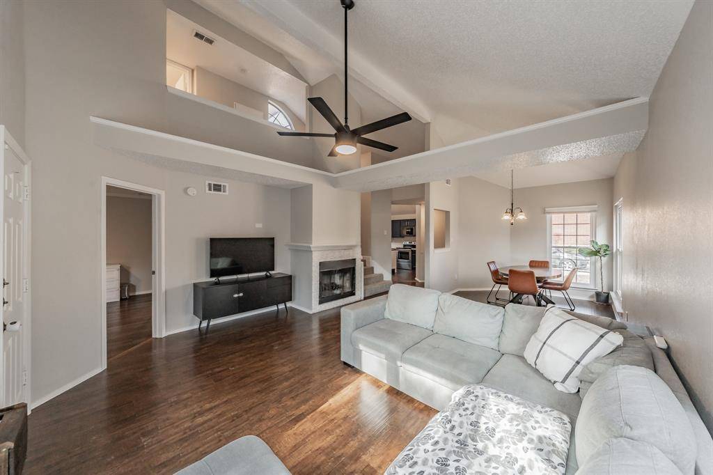 Carrollton, TX 75007,1004 Alameda Drive