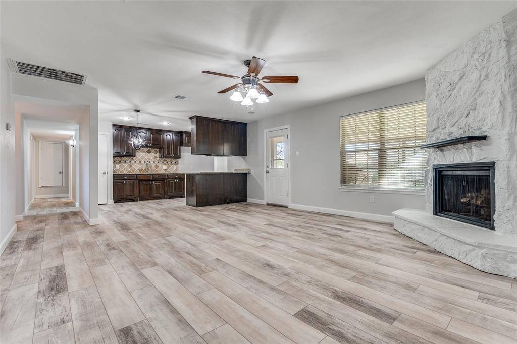 Arlington, TX 76014,210 Blair Lane