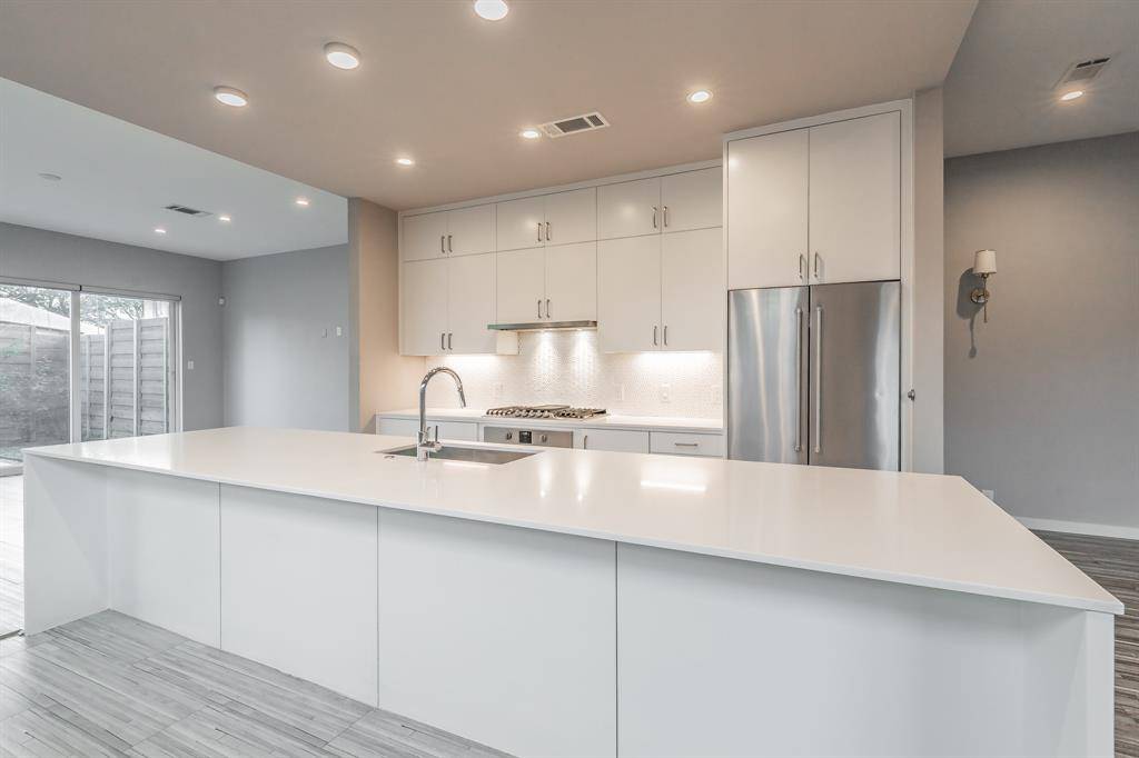 Dallas, TX 75204,4604 Weldon Street