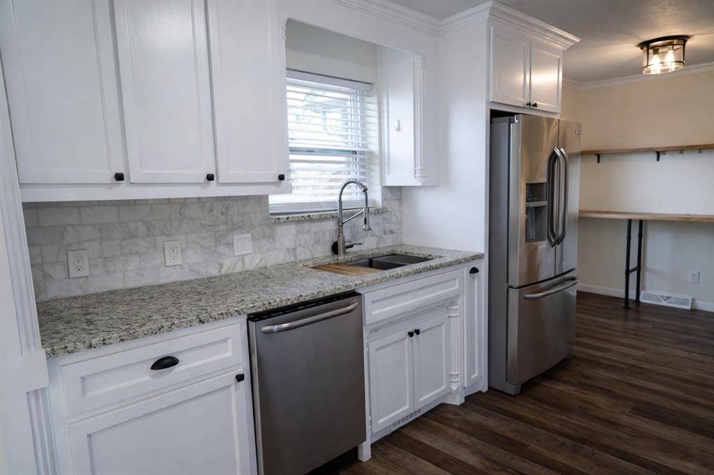 Arlington, TX 76016,4905 Thorncliffe Drive