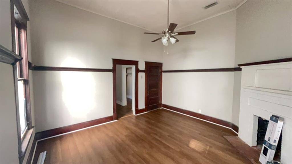 Shreveport, LA 71104,2109 Highland Avenue