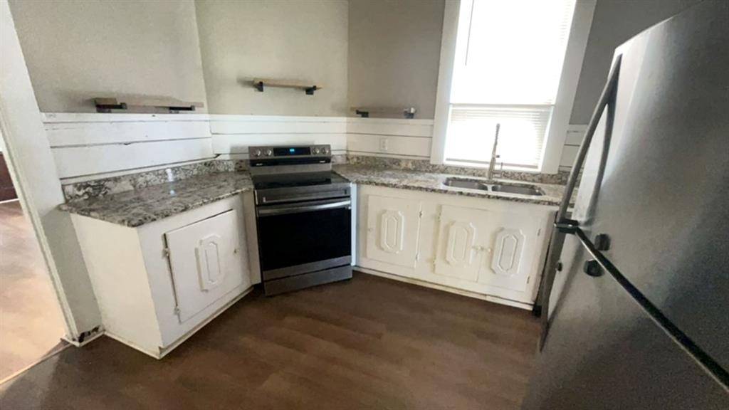 Shreveport, LA 71104,2109 Highland Avenue