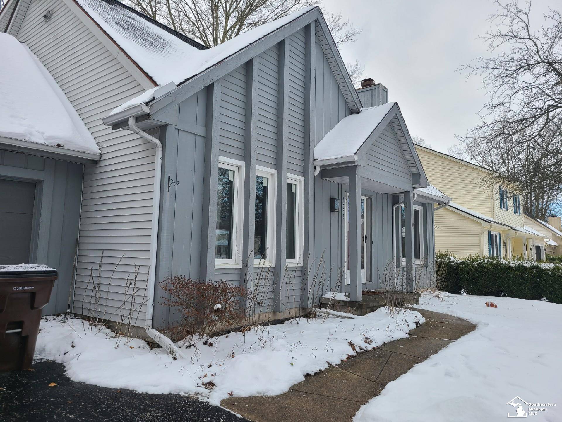 Lambertville, MI 48144,3823 Oldbury ST