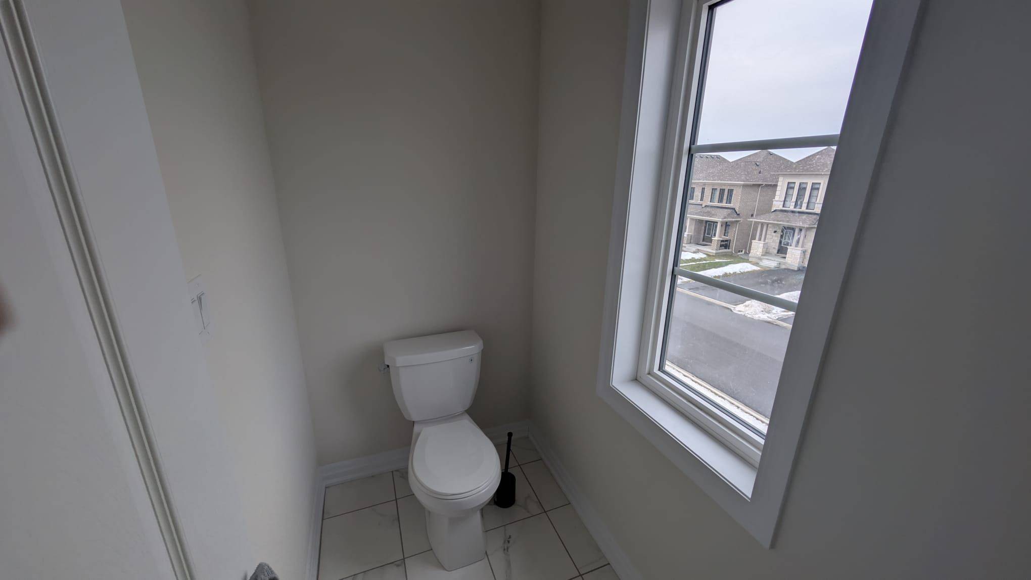 Clarington, ON L1B 0X1,160 Belmont DR