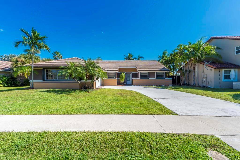 Davie, FL 33331,5720 W Waterford Dr