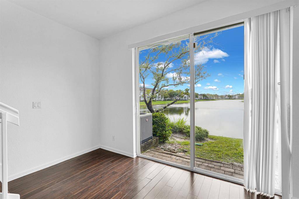 Fort Lauderdale, FL 33311,1427 NW 34th Way #1427