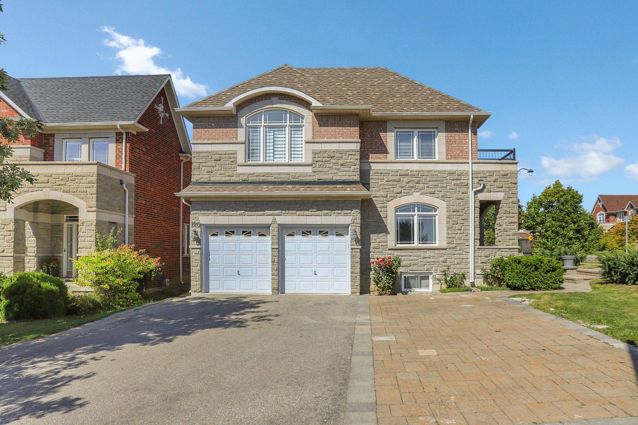 Vaughan, ON L6A 0Z3,120 Valley Vista DR