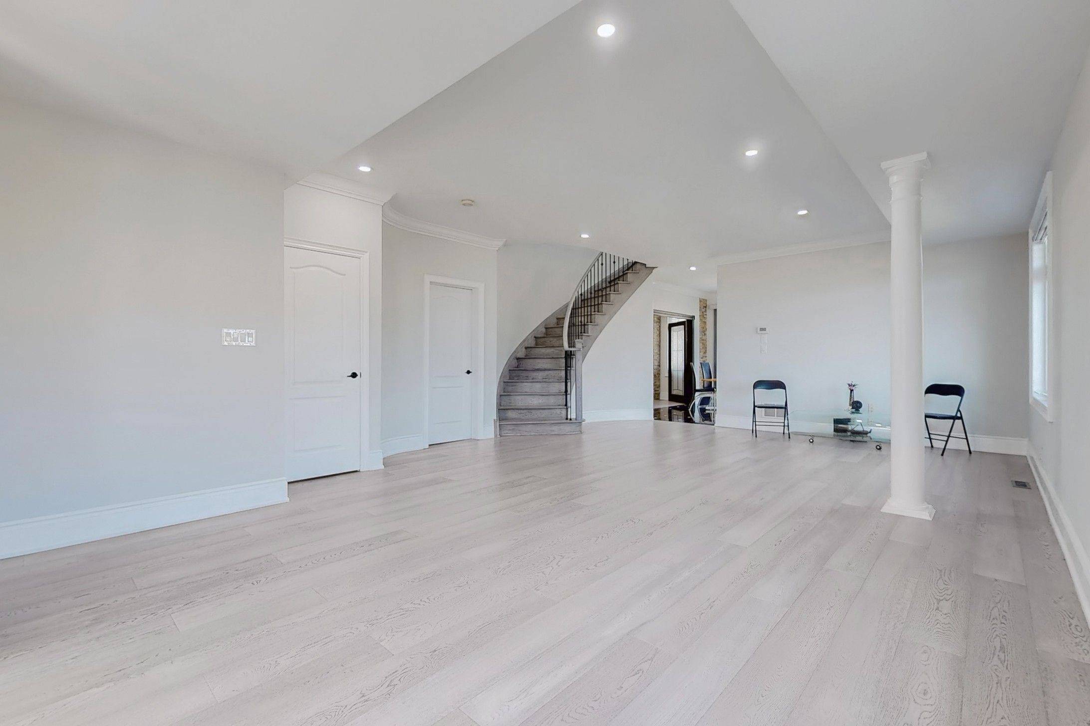 Vaughan, ON L6A 0Z3,120 Valley Vista DR