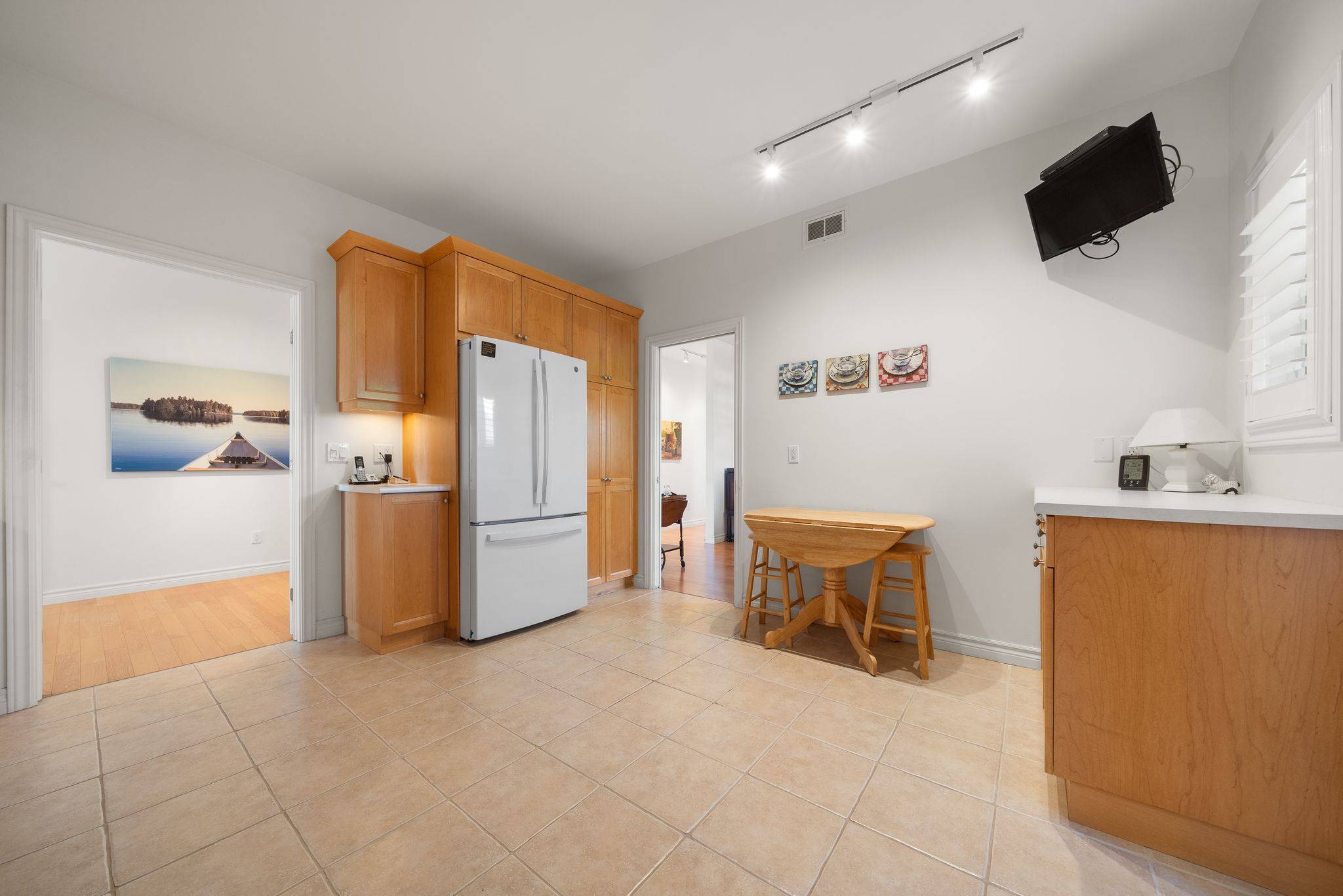 Prince Edward County, ON K0K 3L0,45 Maplehurst CRES