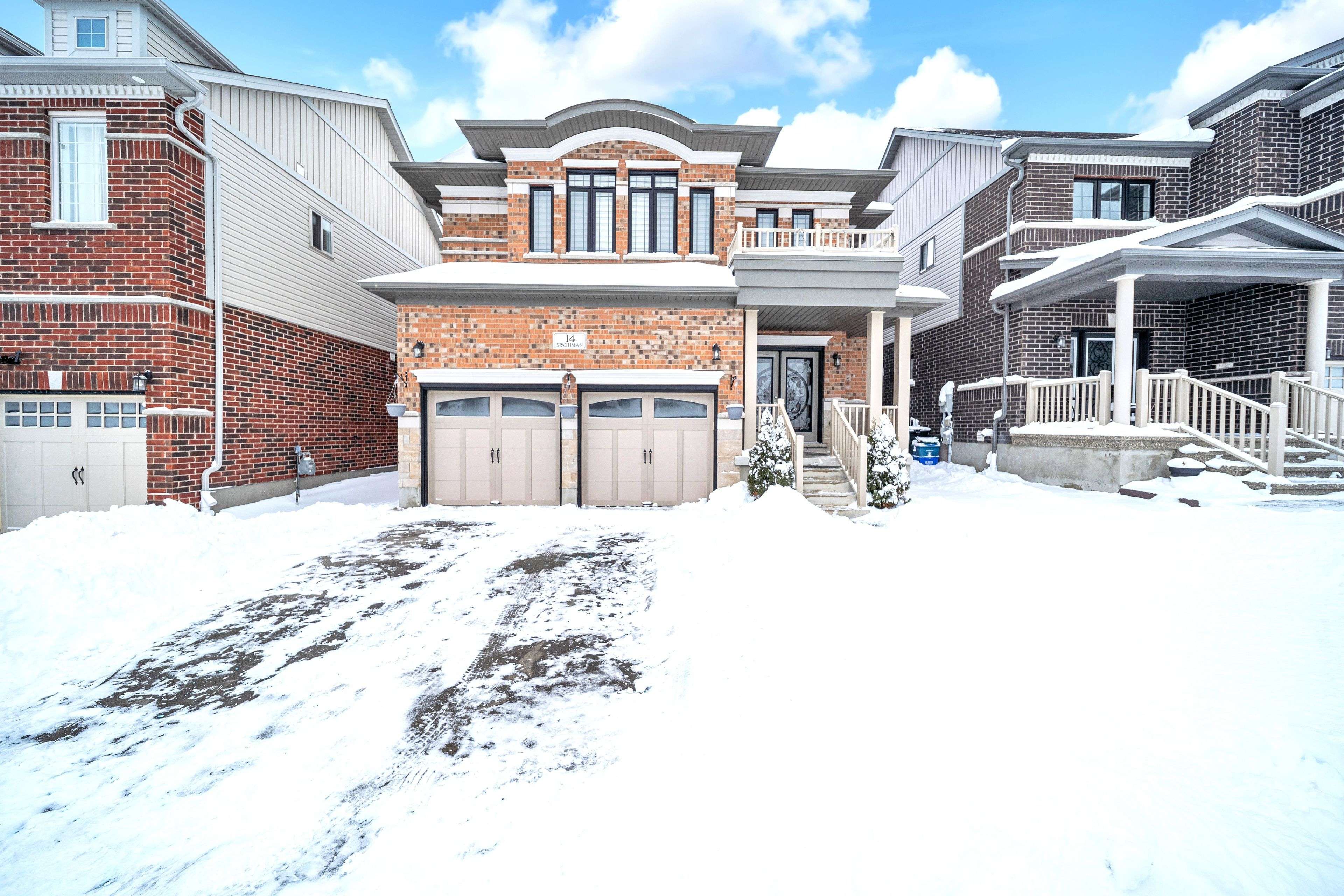 Kitchener, ON N2R 0N5,14 Spachman ST