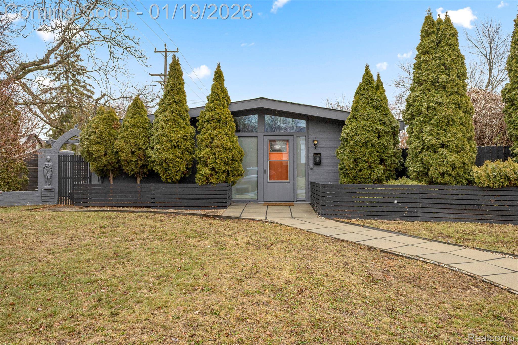 Southfield, MI 48076,29890 Everett ST