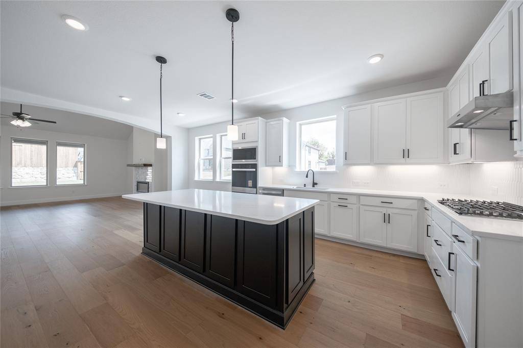 Celina, TX 75009,2405 Saint George Drive