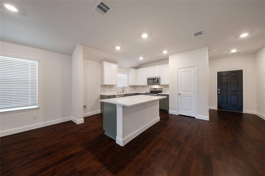 Anna, TX 75409,3329 Longfellow Avenue