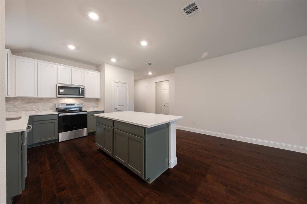 Anna, TX 75409,3329 Longfellow Avenue