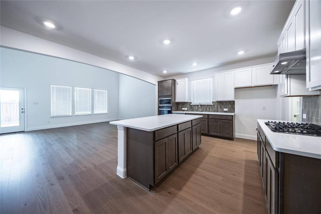 Forney, TX 75126,102 National Court