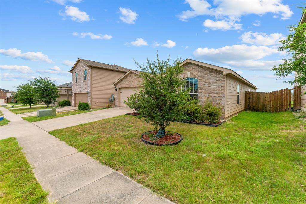 Howe, TX 75459,1808 Douglas Street