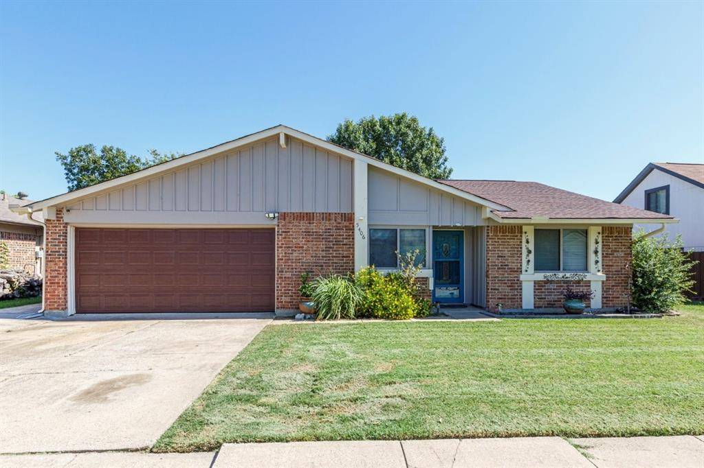 Lake Dallas, TX 75065,5406 Princess Court