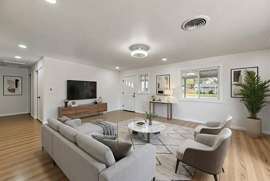 Gainesville, TX 76240,302 Meadow Drive