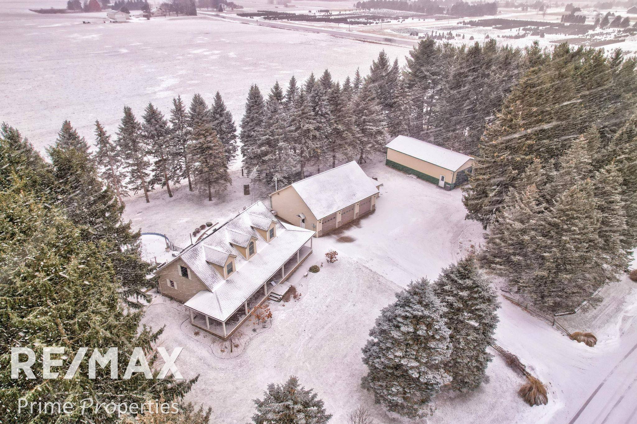 Marlette, MI 48453,1205 Pine Lake TRL