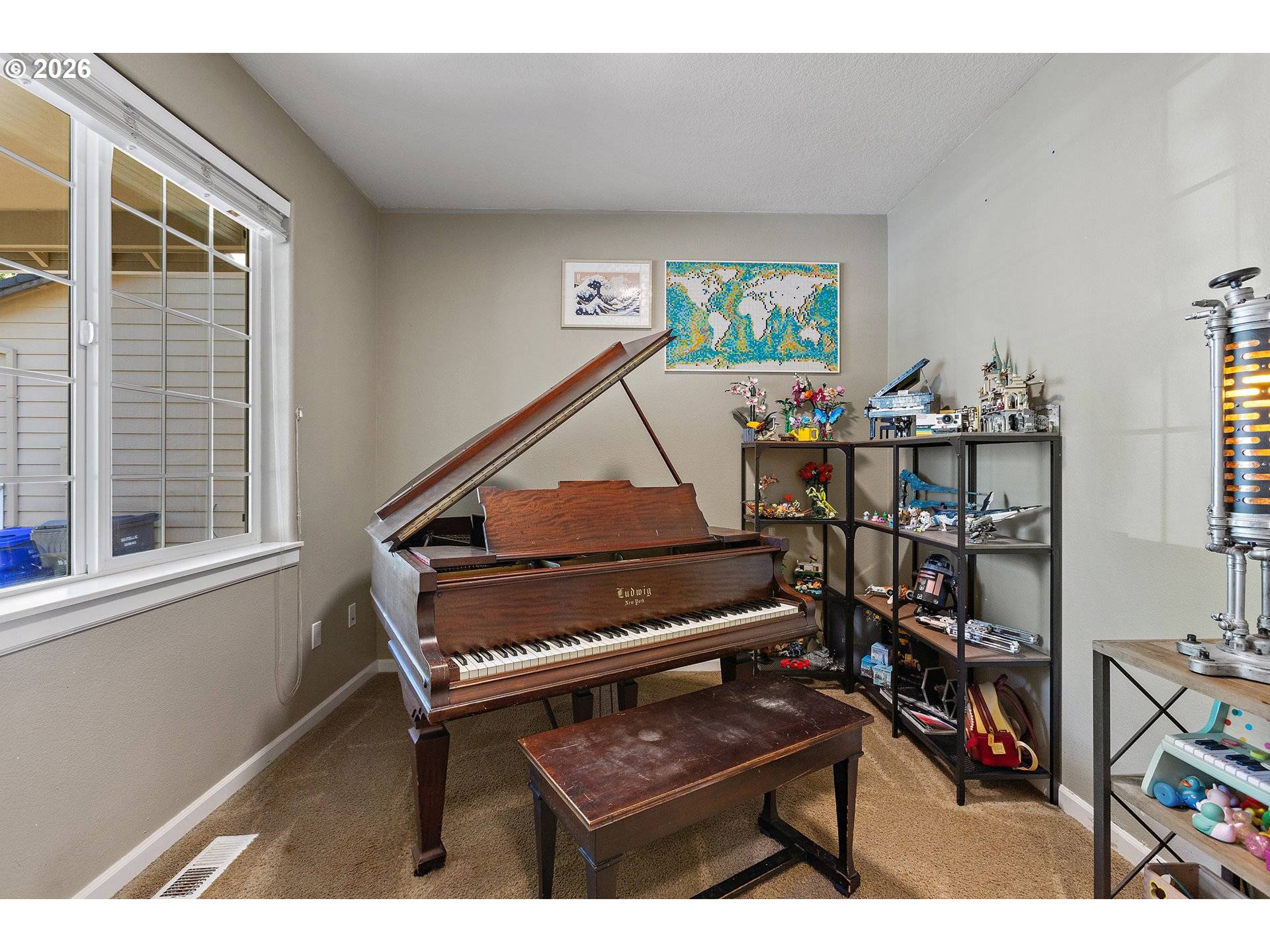 Oregon City, OR 97045,19537 MORRIE DR